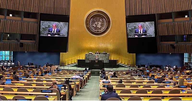Ambassador Munir Akram, Permanent Representative of Pakistan to the United Nations speaks at the General Debate of the Plenary on Culture of Peace