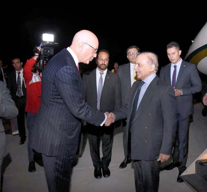 Prime Minister Muhammad Shehbaz Sharif arrives in Ankara on his two day official visit. High officials from Turkish Foreign Ministry and Pakistan's Mission in Türkiye received the Prime Minister upon his arrival at Esenboga Airport