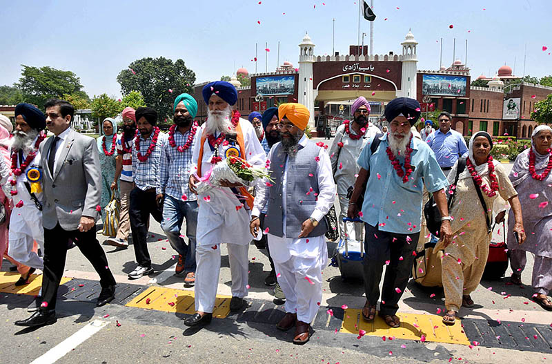 Sikh pilgrims arrived in Pakistan through Wagha Border to participate in religious rituals on the occasion of Joor Mela.Sikhs from across the country and abroad poured into Gurdwara Punja Sahib in Hassanabdal, the third holiest site in the Sikh religion, to mark Shaheedi Jor Mela, the 417th death anniversary of the fifth of 11 Sikh gurus, Guru Arjan Dev Ji