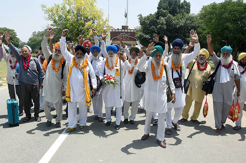 Sikh pilgrims arrived in Pakistan through Wagha Border to participate in religious rituals on the occasion of Joor Mela.Sikhs from across the country and abroad poured into Gurdwara Punja Sahib in Hassanabdal, the third holiest site in the Sikh religion, to mark Shaheedi Jor Mela, the 417th death anniversary of the fifth of 11 Sikh gurus, Guru Arjan Dev Ji