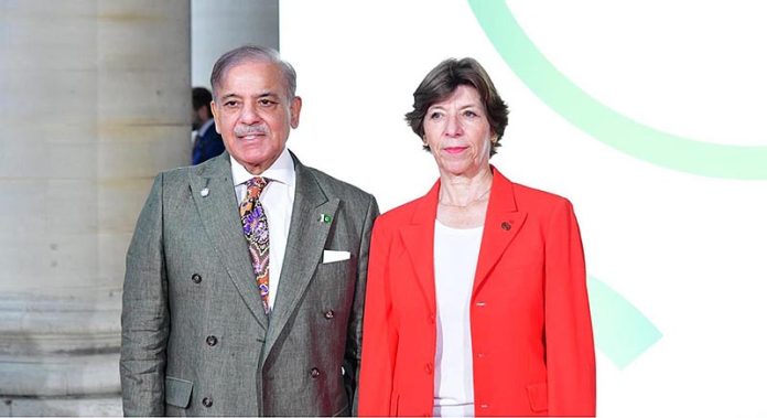 Upon arrival at Palais Brogniart to attend the Summit for a New Global Financial Pact, Prime Minister Muhammad Shehbaz Sharif was received by Ms. Catherine Colonna, France’s Minister for Europe and Foreign Affairs