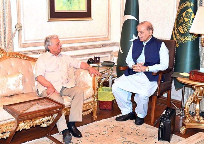 Minister for Federal Education and Professional Training Rana Tanvir Hussain calls on Prime Minister Muhammad Shehbaz Sharif