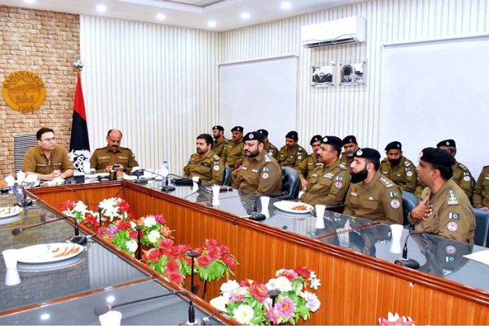 RPO Police Officer Rai Babar Saeed addressing the ceremony of promoting Inspector, Sub Inspector and ASI to the next ranks