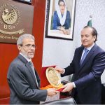 Secretary Benazir Income Support Programme, Amer Ali Ahmed presents shield to Ambassador of Yemen, Mohammad Motahar Alashbi on his visit to BISP Head Office. He was accompanying a Yemen Social Welfare Fund (SDF) Delegation visiting Pakistan