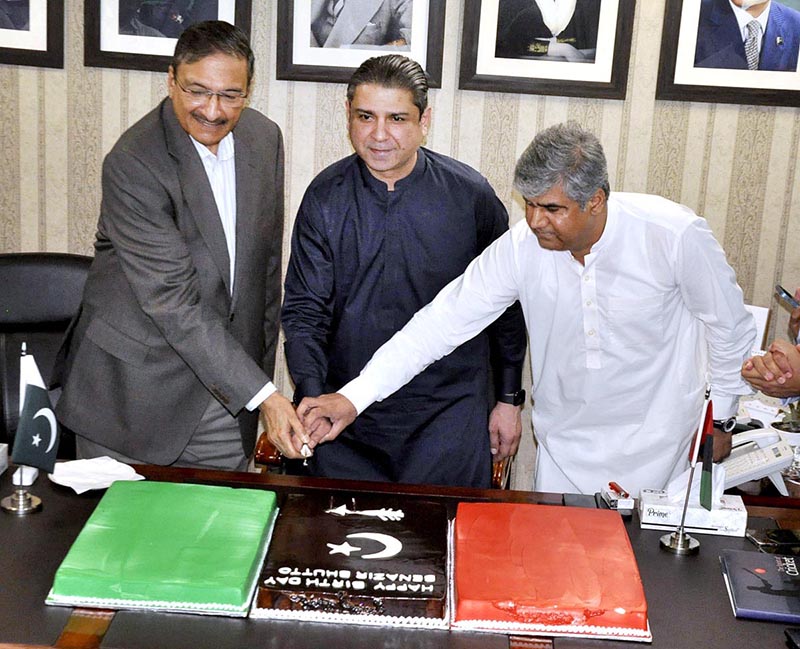 PCB Board of Governor member Zaka Ashraf talks media during the cake cutting ceremony to celebrate the birthday anniversary of Former Prime Minister Mohtarma Benazir Bhutto Shaheed at IPC Ministry
