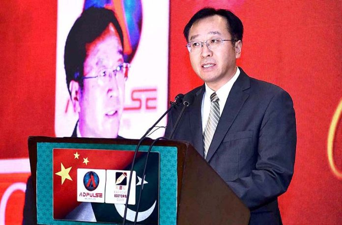 Newly appointed Consul General of China in Karachi, Yang Yundong addressing during the Karachi Editors Club in collaboration with AdPulse at a grand reception hosted in his honor