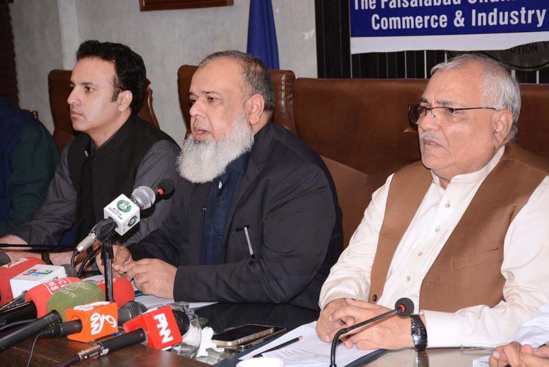 Senior Vice President (SVP) Faisalabad Chamber of Commerce & Industry (FCCI) Dr. Sajjad Arshad addressing a press conference at FCCI Complex