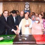 Sindh Chief Minister Syed Murad Ali Shah along with former Chief Minister Syed Qaim Ali Shah, Speaker Sindh Assembly Agha Siraj Khan Durrani, Minister Energy Sindh Imtiaz Ahmed Shaikh and others cutting cake to celebrate 70th birthday of Shaheed Mohtarma Benazir Bhutto at Sindh Assembly