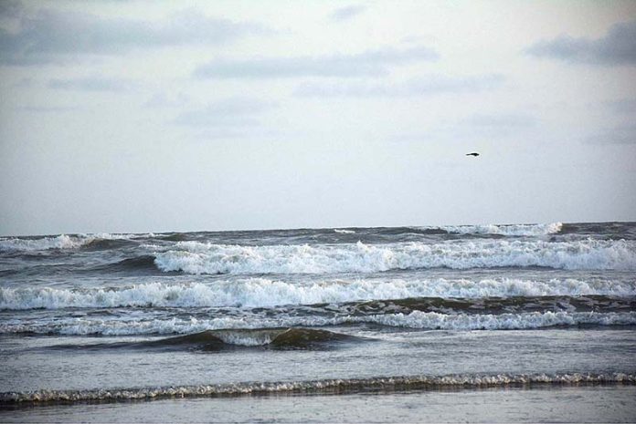 High tides seen at sea view, as a red-alert has already been issued in view of cyclone 'Biparjoy