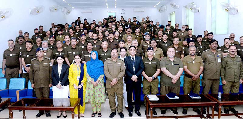 A group photo of police officers participating in the two-day event "Human Rights and Refugee Laws" organized by SHARP at the Police Training Center with Mantazer Mehdi, Ghazala Mirza, Director SHARP Faiza Mir and Hamid Latif