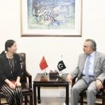 Acting Chinese envoy calls on Ishaq Dar