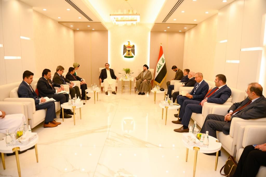 FM, Iraqi Parliament Speaker discuss bilateral ties