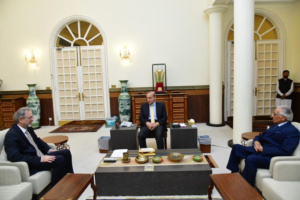 PM reiterates Pakistan’s desire to further cement bilateral cooperation with Turkiye