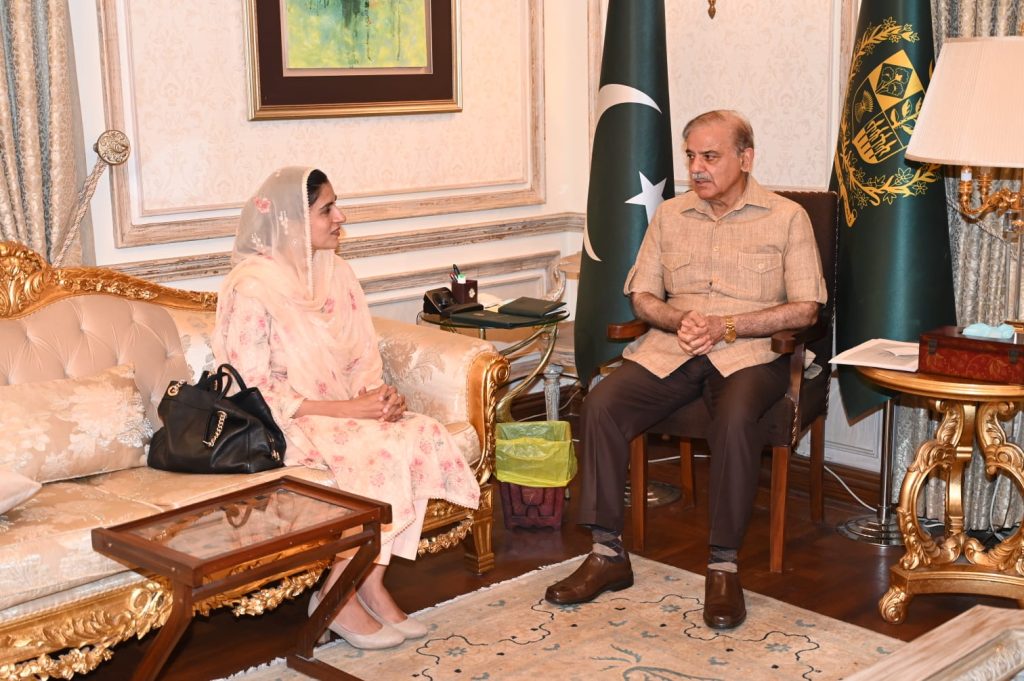 PM, leaders discuss political situation