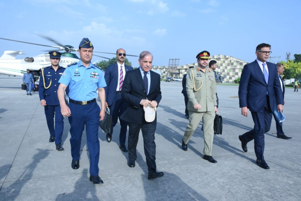 PM departs for a two-day official visit to Azerbaijan