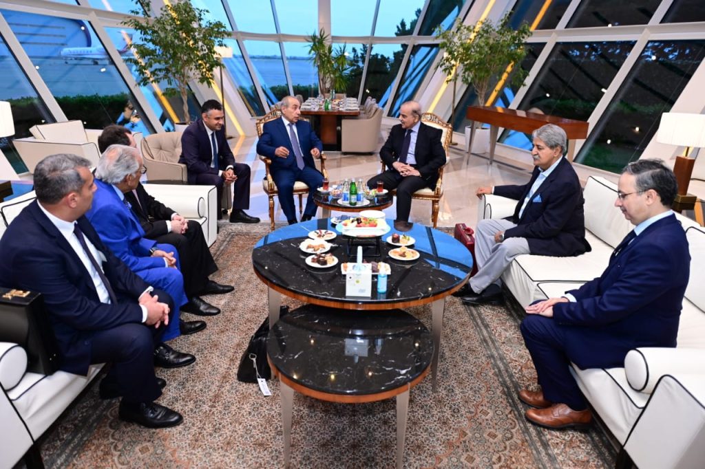 PM arrives in Baku on two-day official visit