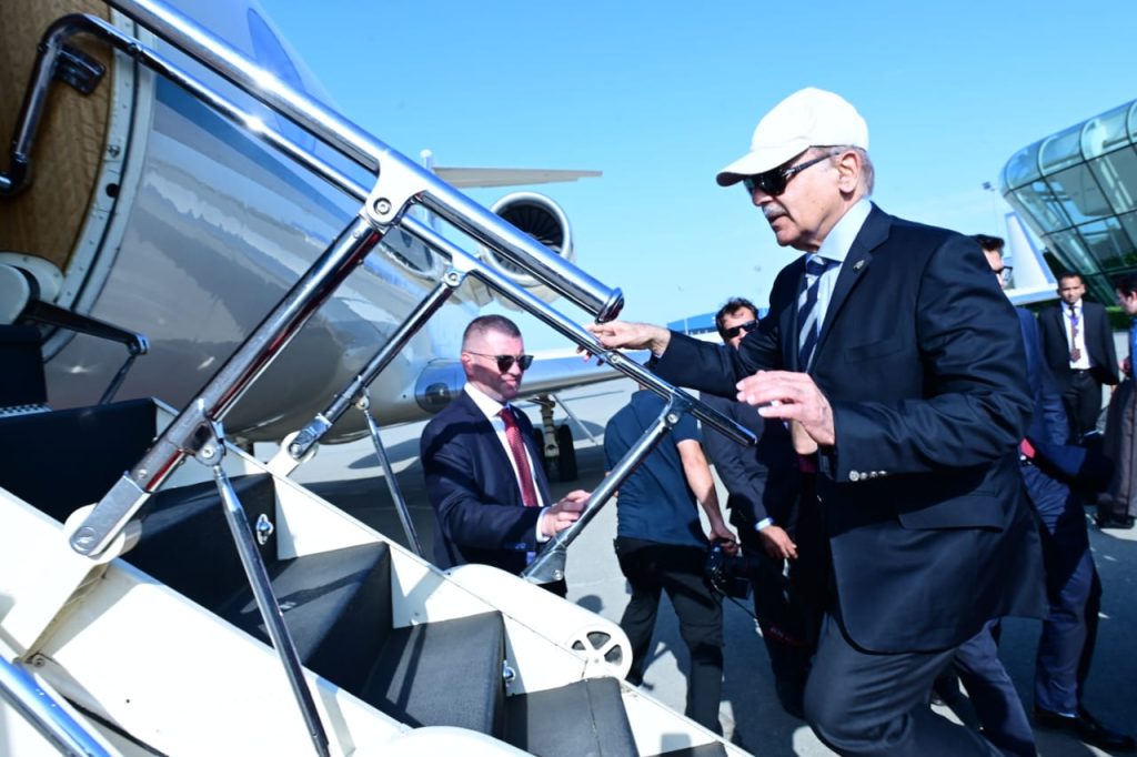 PM departs after two day visit to Azerbaijan