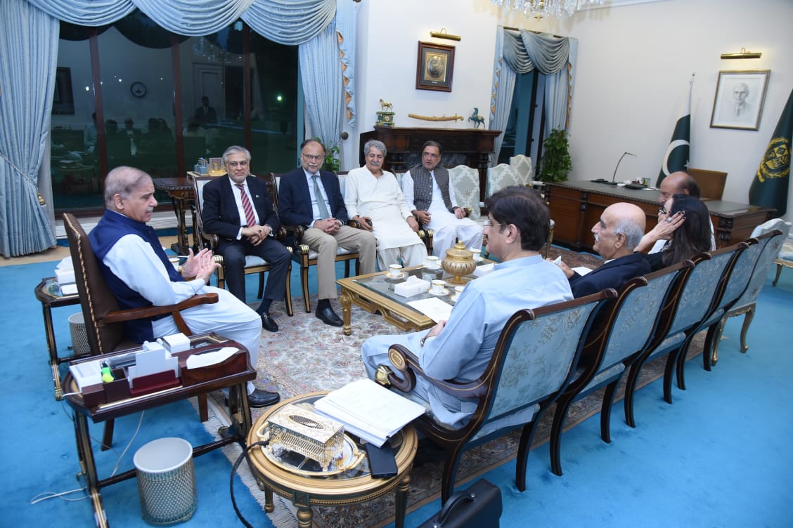 PM, PPP leaders discuss prevailing political situation