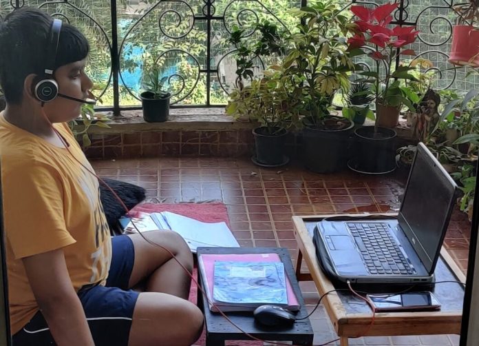 Parents, teachers urged to stay watchful of kids' online ventures