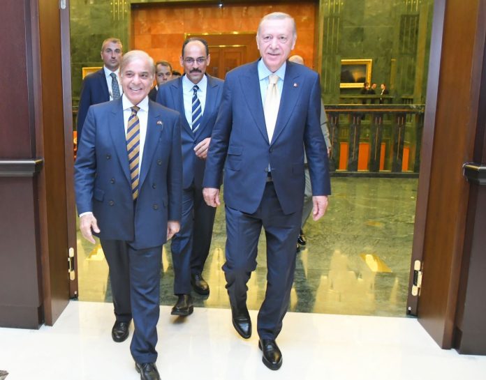 PM reaches Turkiye, to attend historic swearing in ceremony of President Erdogan: Marriyum