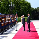 PM presented guard of honour at Presidential palace