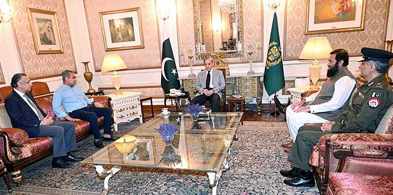 Governor Punjab Muhammad Baligh ur Rehman calls on Prime Minister Muhammad Shehbaz Sharif. Caretaker Chief Minister Punjab Syed Mohsin Naqvi, Chief Secretary and IG Punjab Police are also present in the meeting