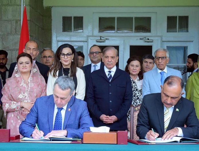 Swiss Foreign Minister Ignazio Cassis and Chairman NDMA Lt. Gen. Inam Haider Malik signed a Memorandum of Understanding between Pakistan & Switzerland to promote cooperation in the field of natural disasters management. Prime Minister Muhammad Shehbaz Sharif witnessed the signing ceremony