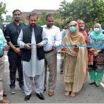 Secretary Higher Education South Punjab Muhammad Altaf Baloch cutting ribbon to inaugurate Miyawaki tree Plantation in the Government Graduate Home Economic College Madni Chowk