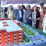 Federal Minister for health Abdul Qadir Patel being briefed about Cancer Hospital in PIMS