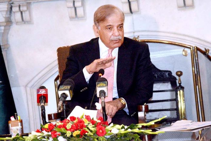 Prime Minister Shehbaz Sharif addressing Chamber Of Commerce Committee at Governor House