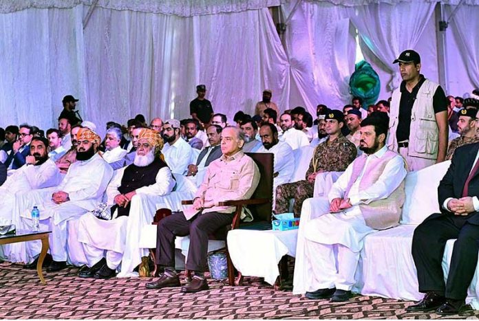 Prime Minister Muhammad Shehbaz Sharif and other dignitaries at the ground breaking and inauguration ceremony of various infrastructure development projects