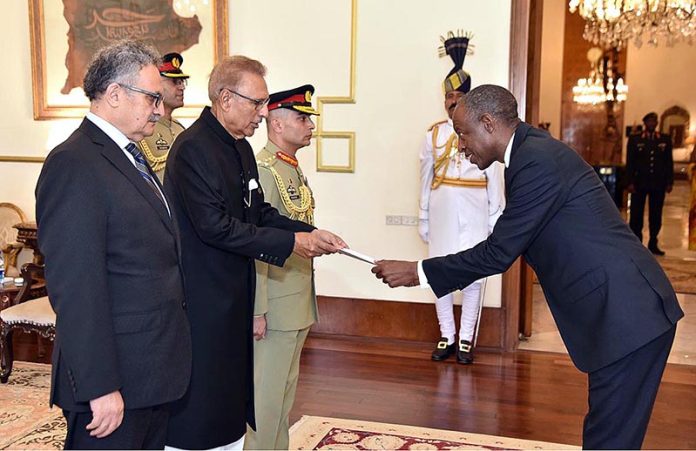 The High Commissioner-designate of the Republic of Rwanda to Pakistan James Kimonyo, presenting his diplomatic credentials to President Dr. Arif Alvi at Aiwan-e-Sadr