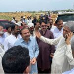 Syed Naveed Qamar, Federal Minister for Commerce Visited H/P Bund and issued directive regarding repair and maintenance of H/P Mulaktiyar Bund Bulri Shah Karim