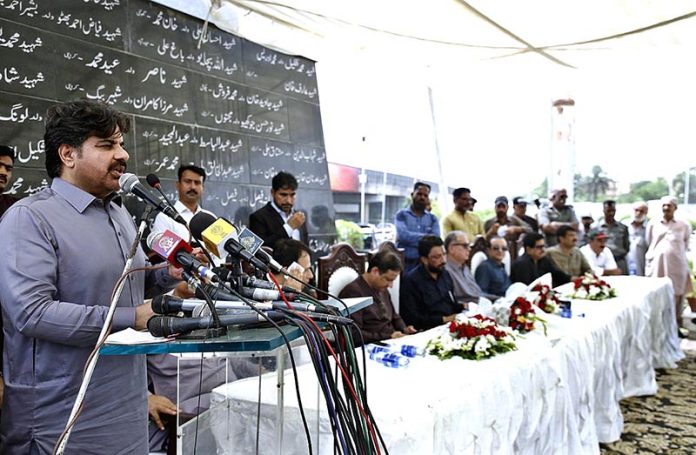 Sindh Minister for Local Government (LG) Syed Nasir Hussain Shah addressing the inauguration ceremony of renovation of Sharah-e-Faisal at Karsaz Martyrs Memorial