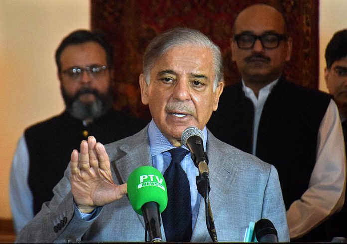 Prime Minister Muhammad Shehbaz Sharif addressing to the signing ceremony of the Agreement between Pakistan LNG Limited (PLL) and SOCAR of Azerbaijan