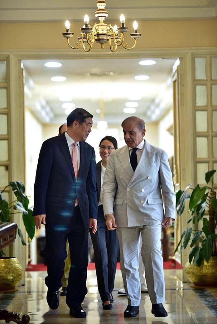 Prime Minister Muhammad Shehbaz Sharif and Vice-Premier State Council of China, He Lifeng at Prime Minister's House