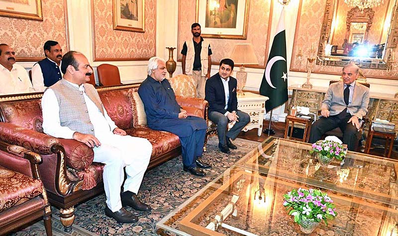 Former MPA Rana Mashood along with a delegation calls on Prime Minister Muhammad Shehbaz Sharif