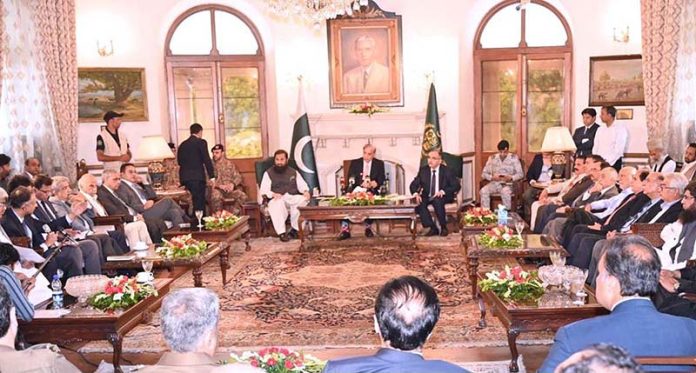 Prime Minister Shehbaz Sharif addresses a delegation of members of Lahore Chamber Of Commerce and renowned businessmen