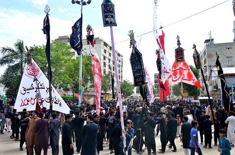 A large numbers of Mourners attending Ashura procession on 9th Muharram ul Haram at Latifabad.