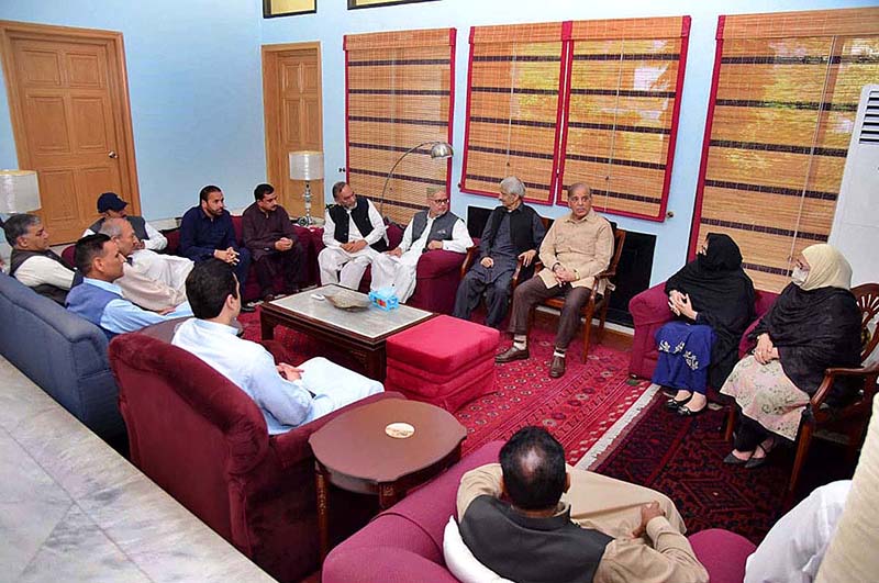 A delegation of Parliamentarians called on Prime Minister Muhammad Shehbaz Sharif