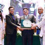 The organizing committee of the National Conference Resilient Pakistan Calibrating Population and Resources consisting of Mr Justice Amin-ud-Din Khan Mr Justice Muhammad Ali Mazhar and Ms Justice Ayesha A.Malik alongwith Secretary Law and Justice Commission of Pakistan presenting souvenir to Hon’ble Chief Justice of Pakistan Mr Justice Umar Ata Bandial