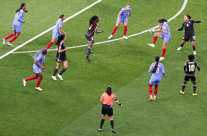Players of France and Jamaica women football teams struggling to get hold on the ball during the FIFA Women's World Cup Australia & New Zealand 2023 at Sydney Football Stadium