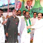PML-N Balochistan President Jaffar Mandokhail welcomes Javed Ahmed Khan, Ex Nazim Railway Colony on joining PML-N during a ceremony at Joint Road