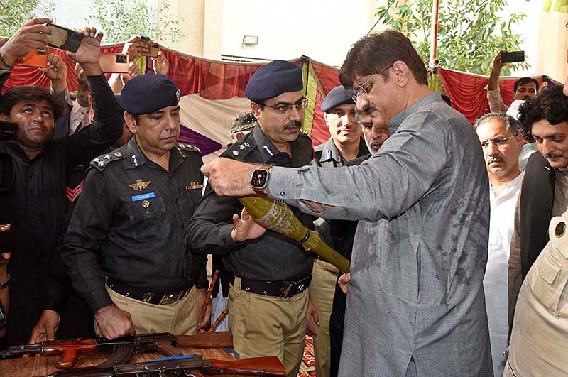 Sindh Chief Minister Syed Murad Ali Shah inspects Mortar Shell recovered from the possession of dacoits after operation in the Kashmore area