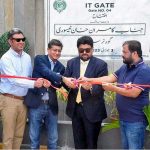 Governor Sindh Kamran Khan Tessori cutting ribbon to inaugurate IT Gate at Governor House