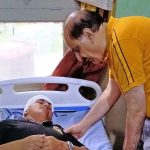 Chief Secretary Gilgit-Baltistan, Mohyuddin Ahmad Wani visit the PHQ Hospital to meet the injured person of Thalichi accident