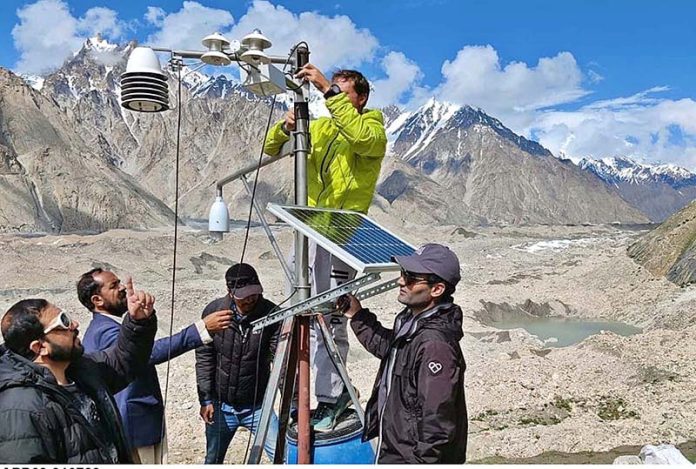 In the colaboration of EPI Gilgit-Baltistan, KIU, UOB, and University of Mailaan EvK2CNR successfully installed the Automate Weather Station in Askoli, Urdas and Cancodia