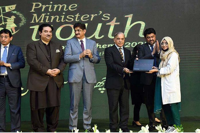 Prime Minister Muhammad Shehbaz Sharif distributes laptops among the high achievers of public sector universities of Sindh under PM's Youth Laptop Scheme 2023 at Governor House Prime Minister Muhammad Shehbaz Sharif distributes laptops among the high achievers of public sector universities of Sindh under PM's Youth Laptop Scheme 2023 at Governor House