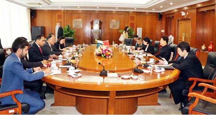 Federal Minister for Planning, Development and Special Initiatives, Prof. Ahsan Iqbal met with Mr. Zheng Shanjie, Chairman, National Development and Reform Commission (NDRC). They reviewed progress on ongoing CPEC projects and exchanged views on its future direction in line with the important consensus between the leadership of the two brotherly countries