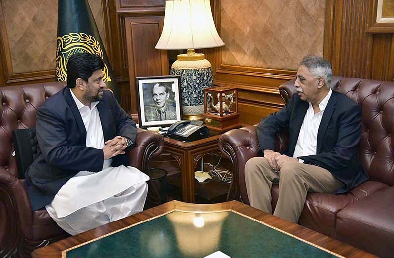 Former Sindh Governor Muhammad Zubair calls on Sindh Governor Kamran Khan Tessori at Governor House